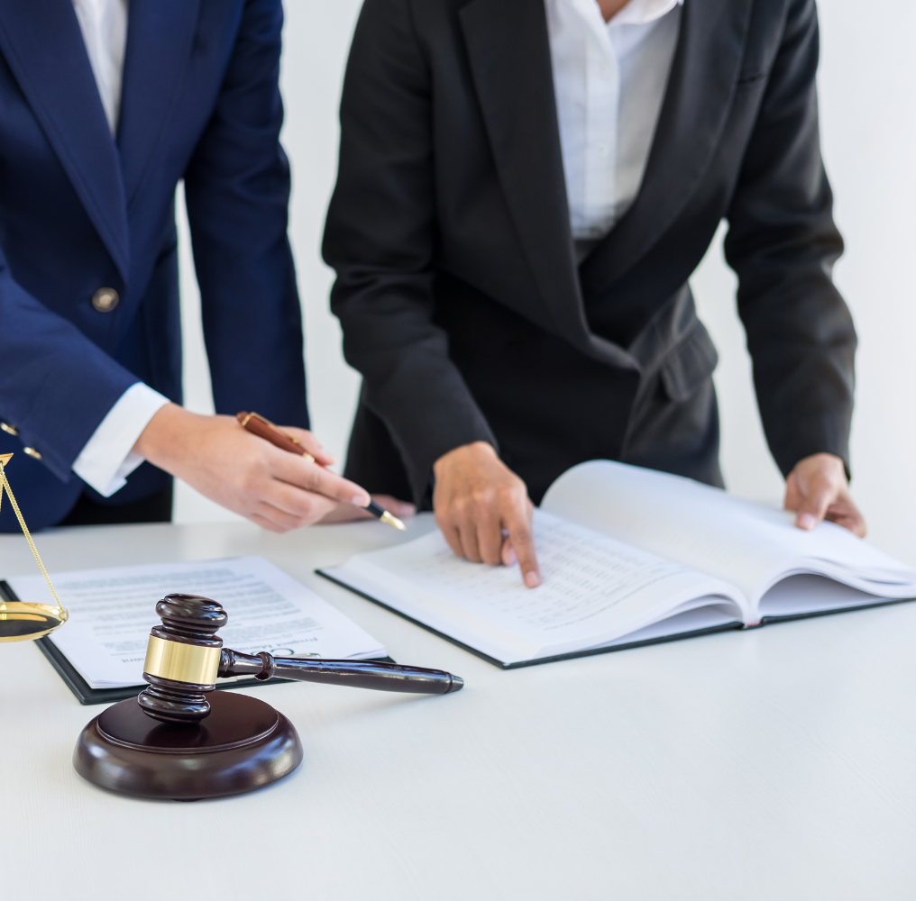 Collier County Car Accident Lawyers Review Claims